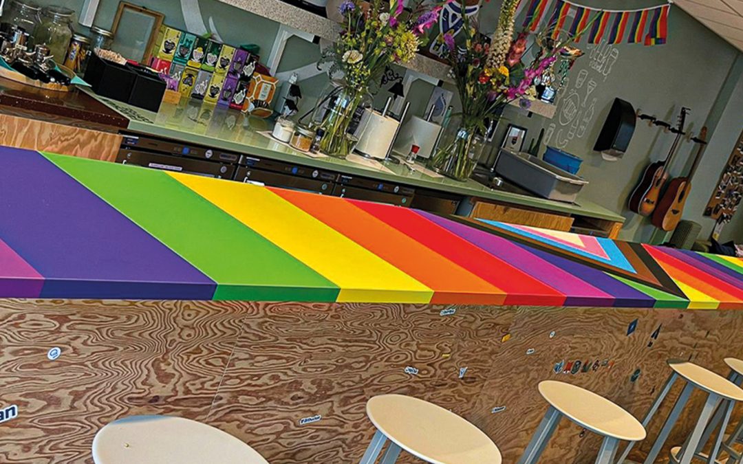 LGBTQ Regenboogvlag bestickering voor Atlassian