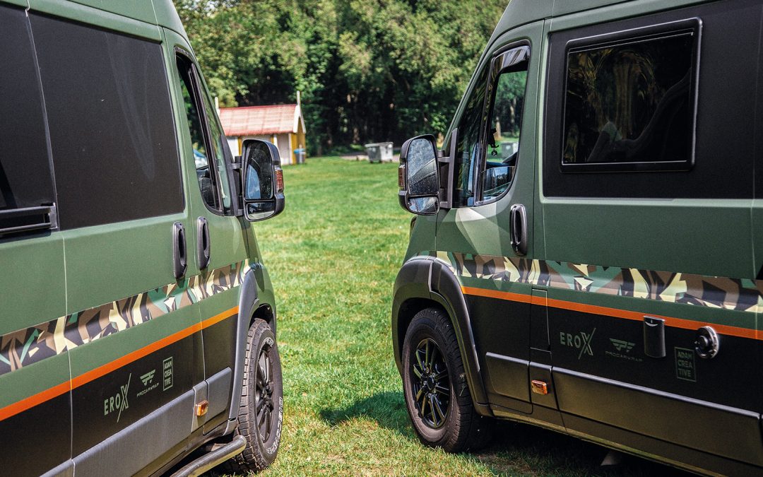 Twee gloednieuwe Erox Campers