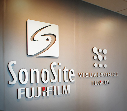 Binnen en buiten signing voor FujiFilm SonoSite Amsterdam